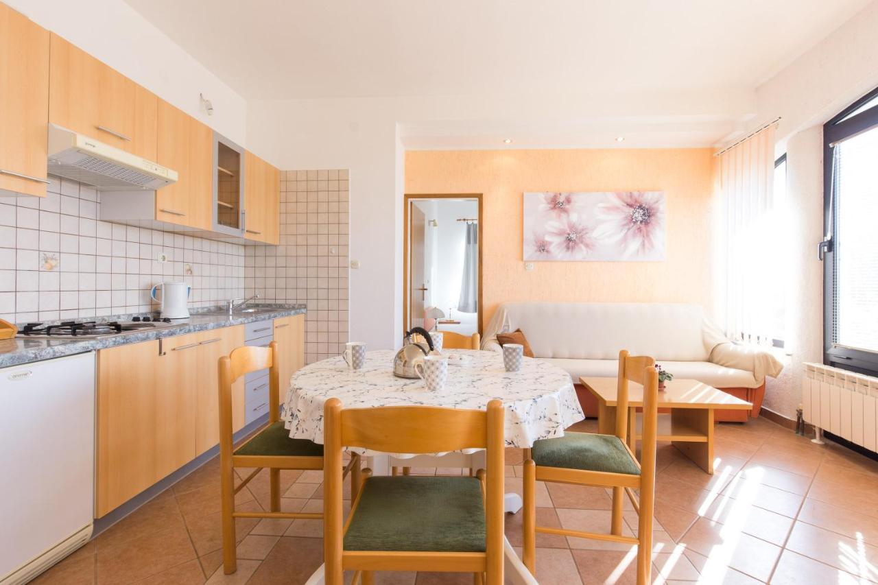 Villa Paradiso Punat Exteriör bild